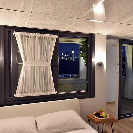 Sunlife Oldcity Szálloda 3*