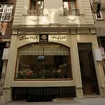 Sunlife Oldcity Szálloda