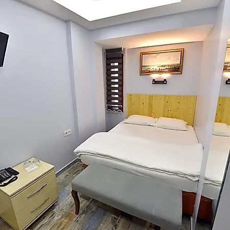Hotel Sunlife Oldcity 2*